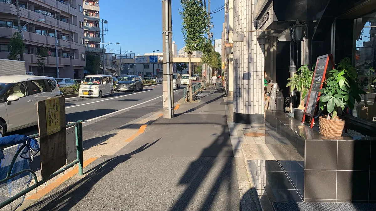 JR小岩駅 北口から店舗へ向かいます